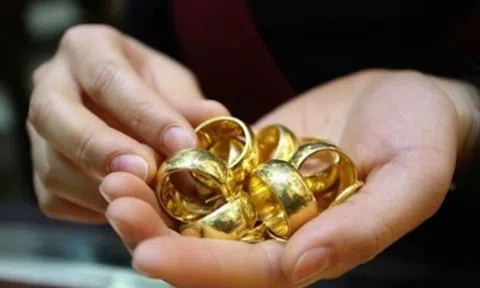 Người đàn ông vay bạn 40 cây vàng giá 1,2 tỷ đồng, 8 năm sau giá tăng gấp đôi lại muốn trả bằng tiền mặt: Tòa án đưa ra phán quyết được lòng cả 2 bên