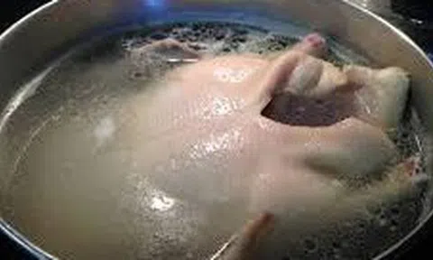 "Kẻ thù truyền kiếp" của mùi tanh: Cho vào khi nấu vịt sẽ khử sạch mùi, luộc lên thịt thơm lừng