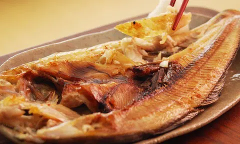 Chàng trai 24 tuổi bất ngờ nhận tin mắc ung thư, bác sĩ ngậm ngùi: “Giá như đừng ăn nhiều 1 loại cá này”