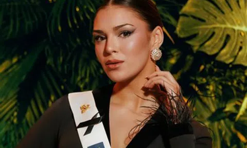 Hoa hậu vừa bị tước vương miện vì một cử chỉ là ai?