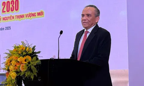 Ông Lê Hoàng Châu làm Chủ tịch Hiệp hội Bất động sản TP.HCM đến 2030