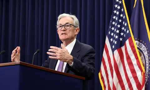 Fed rơi vào thế khó