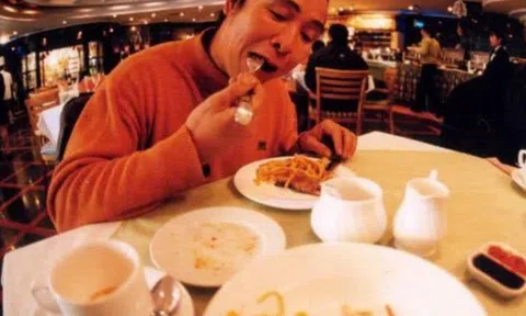 Mạch máu không chịu nổi "kẻ thù" này: 5 thói quen sau khi ăn no âm thầm khiến đột quỵ trầm trọng hơn