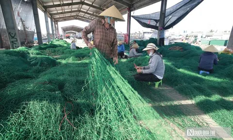 Nghề đặc biệt ở làng chài