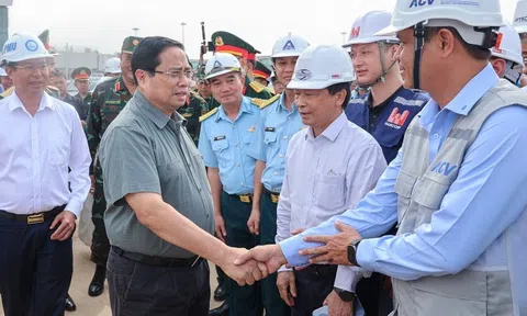 Thủ tướng kiểm tra siêu dự án 16 tỷ USD trước ngày trọng đại: Đúng 19/12, Vietnam Airlines sẽ thực hiện