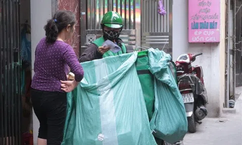 Thêm thủ đoạn lừa đảo mới, chưa từng xuất hiện liên quan đến shipper giao hàng: Ai cũng dễ bị sập bẫy