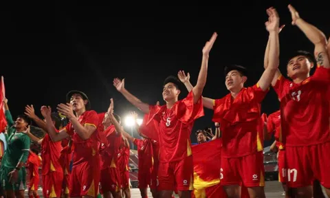 U22 Việt Nam nhận mưa' tiền thưởng' sau đêm vàng SEA Games 33