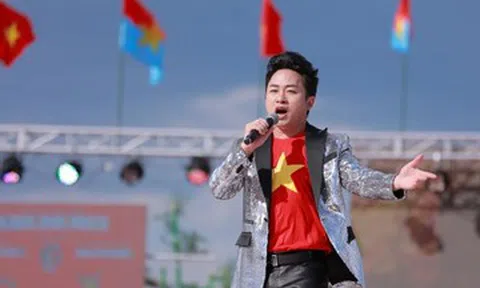 Sao Việt vỡ òa, rơi nước mắt khi tuyển Việt Nam vô địch SEA Game 23