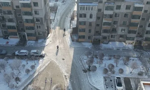 Giờ phụ huynh đưa đón con đã "lên trình" tới mức này rồi sao?