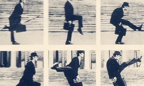 Đi bộ kiểu này trông có vẻ "ngốc nghếch" nhưng lại hiệu quả hơn 3 giờ đi bộ mỗi ngày