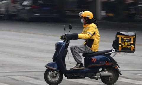 4 hành động người EQ thấp thường làm với shipper