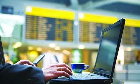 Cảnh báo cho ai sử dụng máy tính còn có 4 thói quen này