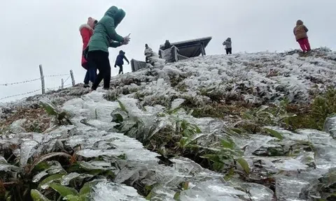 Miền Bắc đón "tin vui" thời tiết trước khi không khí lạnh "lạ thường" tràn về