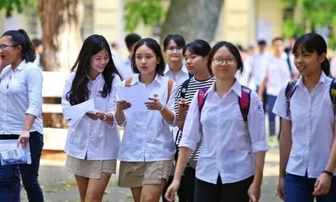 Không phải Văn, Toán, đây mới là lớp chuyên hot nhất Hà Nội: 1 "đấu" 24, cạnh tranh cực gắt