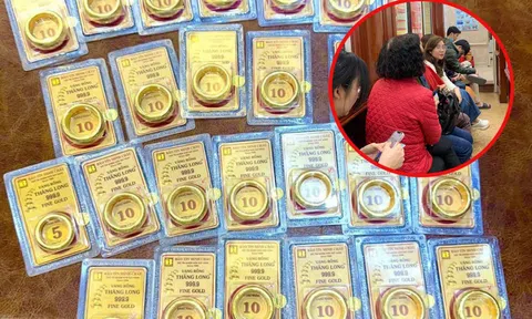 Người phụ nữ ở Hà Nội mang 70 chỉ vàng đi bán đúng ngày giá lập đỉnh, biết tiền lãi mà ngưỡng mộ