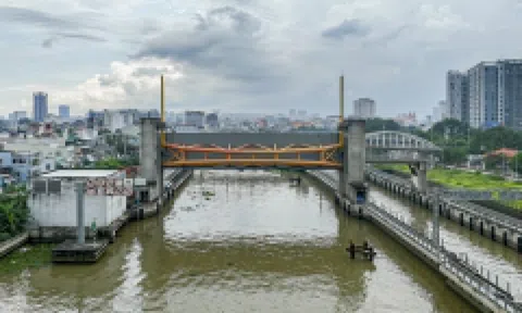 Chính phủ lại thúc TP.HCM gỡ vướng dứt điểm dự án chống ngập 10.000 tỷ