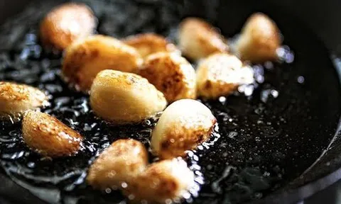 Ăn 1 loại gia vị quen thuộc trong bếp, người đàn ông 67 tuổi ung thư giai đoạn 3 suốt 18 tháng không tái phát