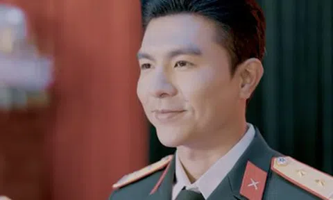 Mỹ nam hot nhất 'Mưa đỏ' gây sốt với tạo hình bộ đội đẹp trai trong phim VTV
