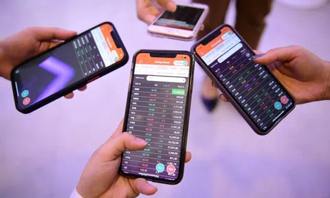 VN-Index lập đỉnh mới