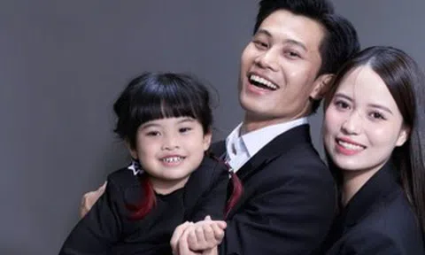 Chuyện tình đẹp của anh Tạ phim 'Mưa đỏ' và vợ trẻ được cưng chiều hết mức