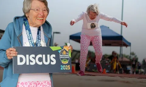 Người phụ nữ 101 tuổi vẫn tham gia Đại hội thể thao: Bí quyết sống thọ không phải là thuốc bổ, càng không cần phòng gym đắt tiền