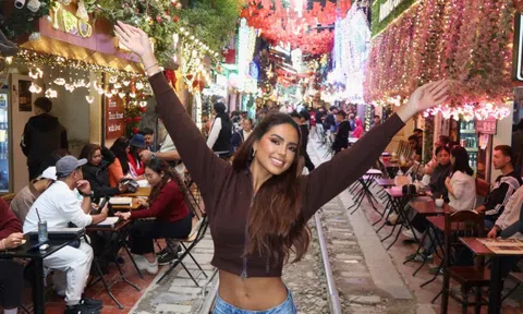 Mỹ nhân Brazil nhận chúc phúc khi được cầu hôn tại Vịnh Hạ Long