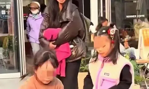 Chỉ vài giây va chạm giữa hai đứa trẻ, cách phản ứng của người mẹ khiến dân mạng lắc đầu: "Như này sao dạy được con?"