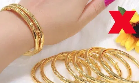 Những kiêng kị khi đeo vàng