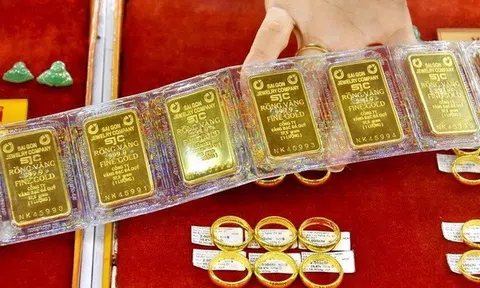 Giá vàng hôm nay 2/1: Trong nước chênh lệch lớn so với thế giới