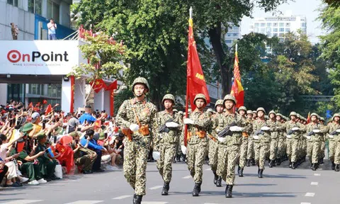 Sinh viên xuất sắc vào quân đội hưởng phụ cấp 250% lương