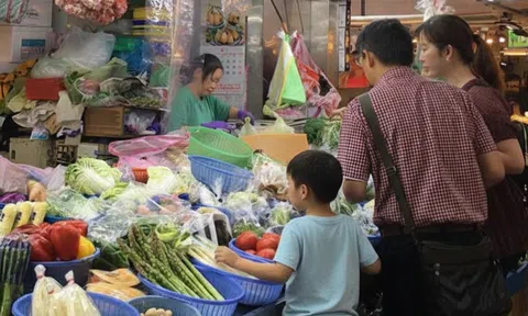 Câu chuyện ở chợ nông sản gây bão: Nếu cha mẹ còn giữ tư duy này, con lớn lên khó mà giàu sang, cao quý!