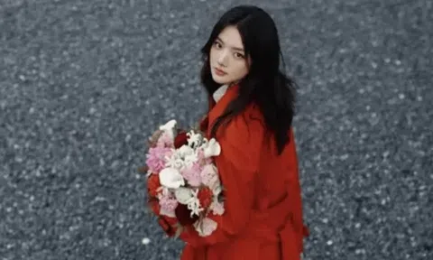 Năm 2026 muốn "trộm vía" cả năm tiền đầy túi, tình đầy tim: Phụ nữ khôn ngoan âm thầm làm 10 điều này mỗi sáng