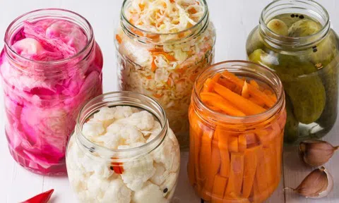 Qua tuổi 50, cơ thể không tự “chống đỡ” tốt như trước: BS nói thẳng 1 nhóm thực phẩm càng ăn đều càng có lợi