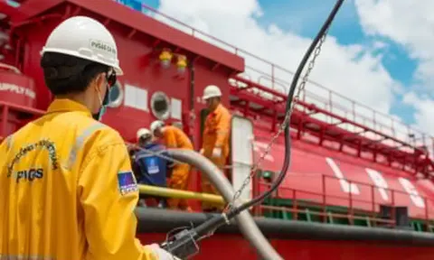 Cổ phiếu PV GAS 'cháy hàng' dù không đủ điều kiện là công ty đại chúng