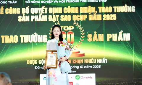 Cô gái vàng ngành sầu riêng nhận bằng chất lượng 2025