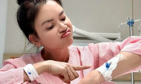 NSND Phạm Phương Thảo nhập viện, biểu cảm hài hước NSND Trung Hiếu và Quang Tèo