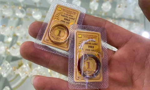 Cầm 30 triệu thưởng Tết đi mua vàng, tôi hối hận 1 điều