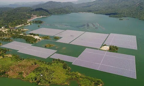 Một loạt dự án nhiệt điện, điện mặt trời nổi sắp triển khai ở TPHCM, Đắk Lắk và Ninh Bình