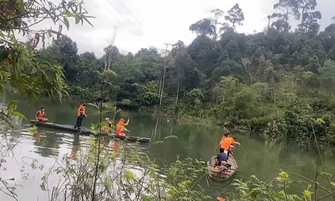 Lật ghe chở nhóm người đi làm rẫy, một người tử vong