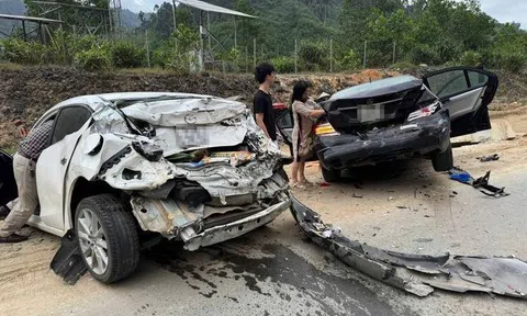 Tai nạn liên hoàn trên cao tốc La Sơn - Hòa Liên, nhiều xe hư hỏng