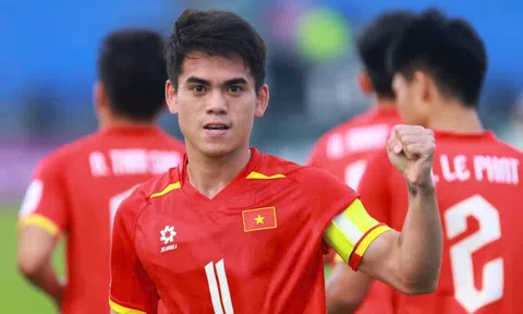 "Cái chân trái ma thuật" của Khuất Văn Khang khiến lưới U23 Kyrgyzstan rung lên bần bật