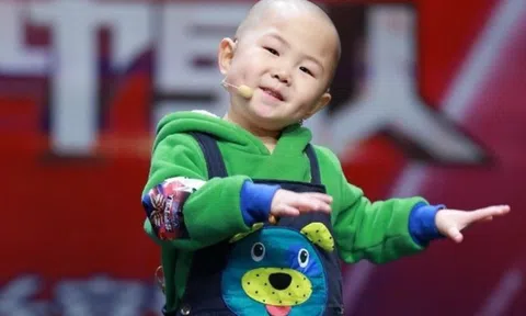 Thần đồng Trung Quốc kiếm tiền tỷ từ lúc 3 tuổi nhờ tài năng nhảy giờ ra sao?