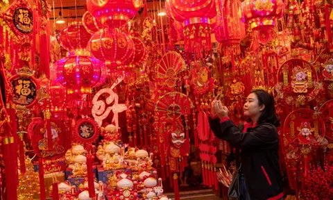 Vì sao 8 năm liền từ 2025 người Việt không được đón Giao thừa vào đúng 30 Tết?