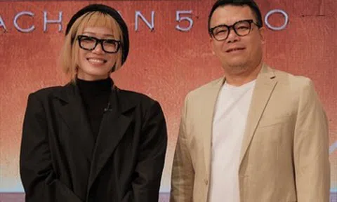 Nhạc sĩ Hồng Kiên và con gái cưng lần hiếm hoi cùng biểu diễn trên sóng VTV