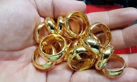 Mua vàng online: Nhận tiền tươi 350 triệu, đợi 2 tháng vẫn trắng tay vì giao hàng ảo, luật sư chỉ cách đòi bồi thường gấp 3