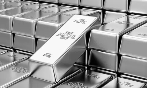 4 điều cần hiểu cho đúng trước khi mua bạc