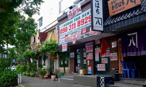 Shophouse ế ẩm: Cho thuê không được, bán không xong