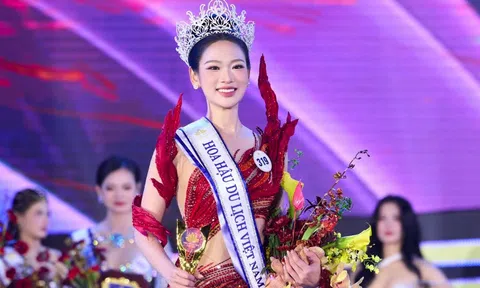 Nhan sắc thiếu nữ Hà Nội đăng quang Hoa hậu Du lịch Việt Nam 2026