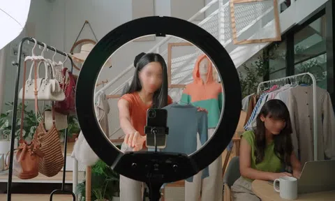 Bỏ hơn 100 triệu thuê KOL 14 triệu follower livestream, bán cả buổi chỉ được 4 đơn hàng