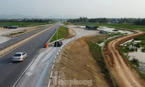 'Thúc' tiến độ trạm dừng nghỉ trên cao tốc Bắc - Nam